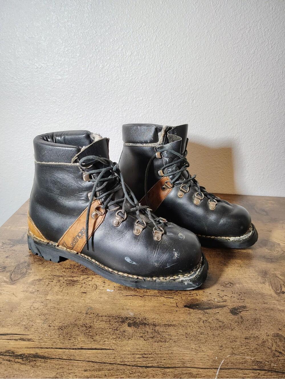 Vintage Kastinger Skiing Mountaineering Hiking Boots Women 8 Men 6 Made in Italy